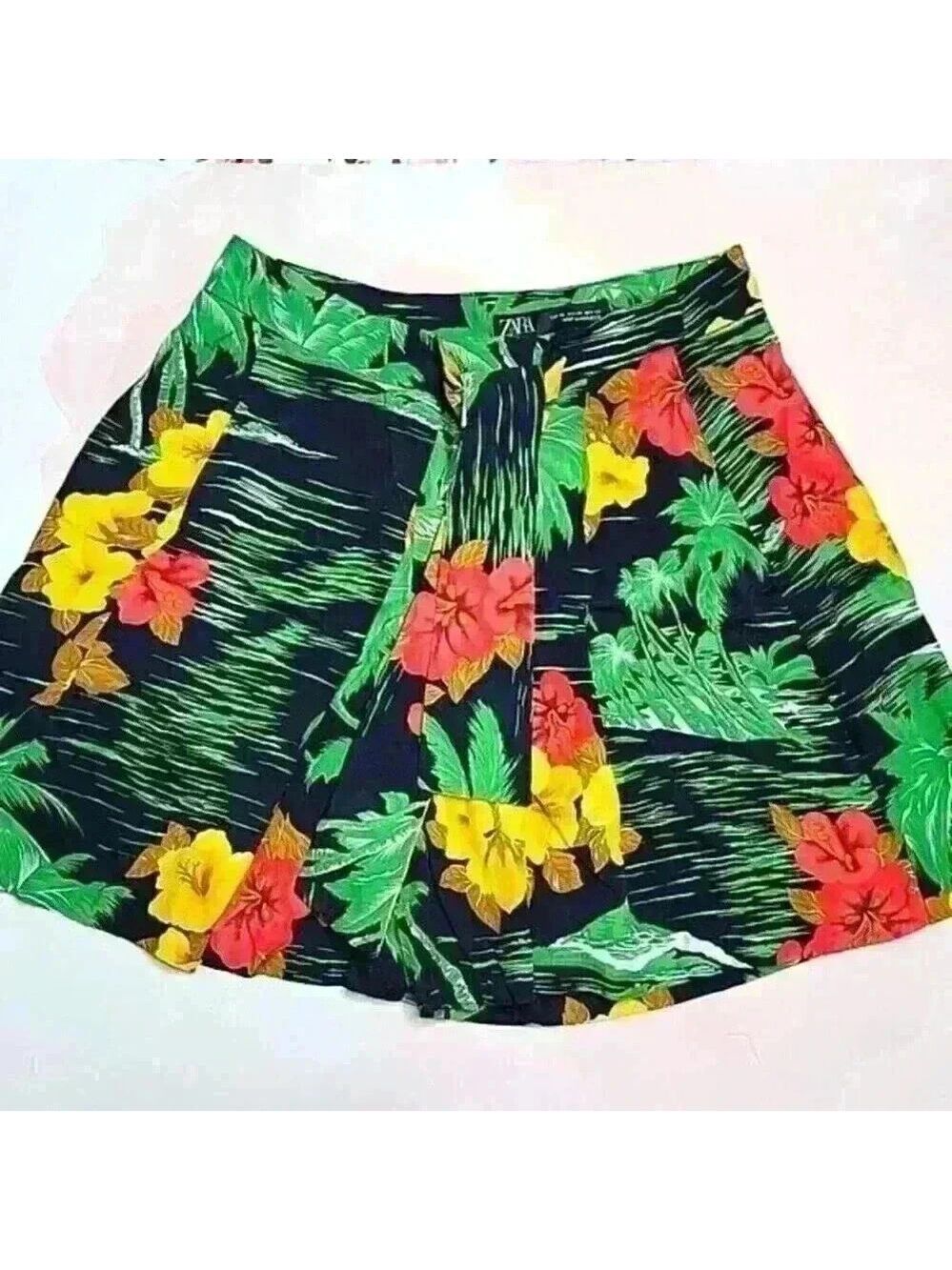 ZARA Tropical High-Rise Shorts